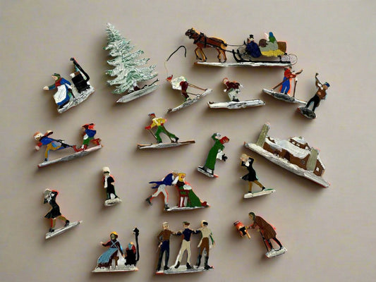 Christmas Village Authentic Antique 1920’s Hans Heinricksen Victorian Flat Lead Figures 18 Pcs .A.