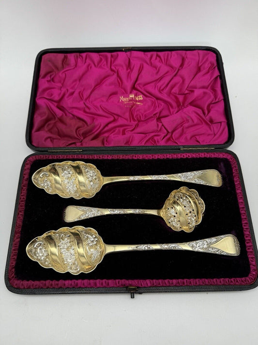 Antique Georgian Berry Spoon & Ladle Sifter Set In Case Sterling Silver Vermeil