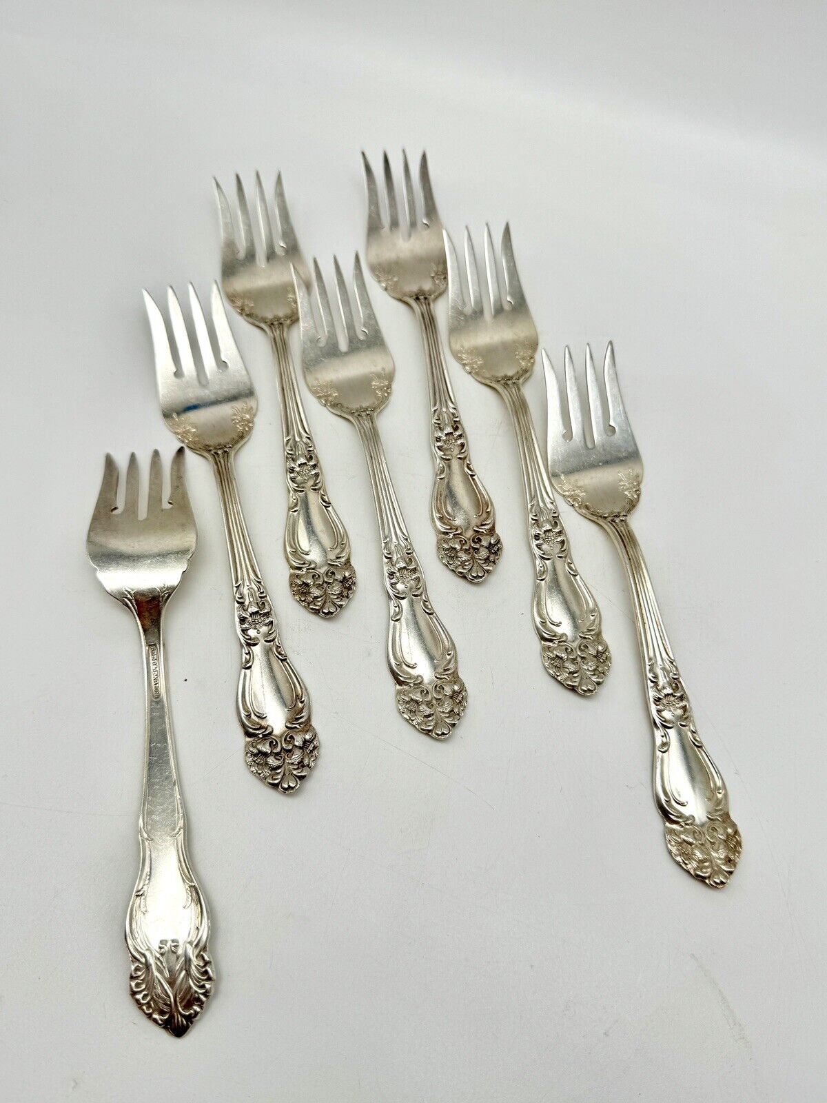 1901 TIGER LILY REED & BARTON Silverware Set ART NOUVEAU 29 PCs Silverplate in Wood Anti Tarnish Case