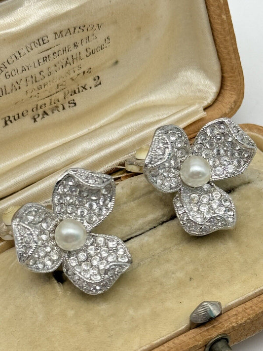 Vintage Silvertone Flower Rhinestone Faux Pearl Clip-On Earrings  ESTATE FIND