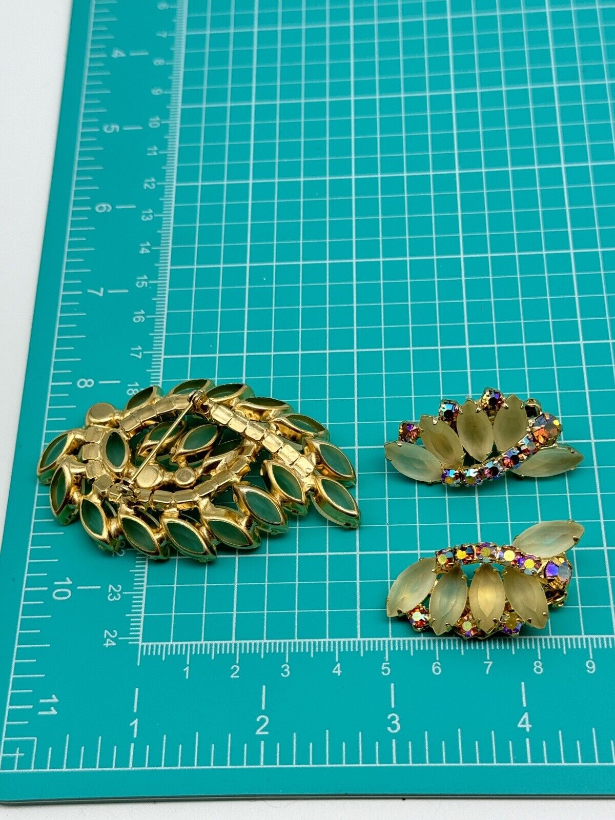 Vintage JULIANA Style Brooch + Earrings Frosted Faceted Rhinestones AB Accents