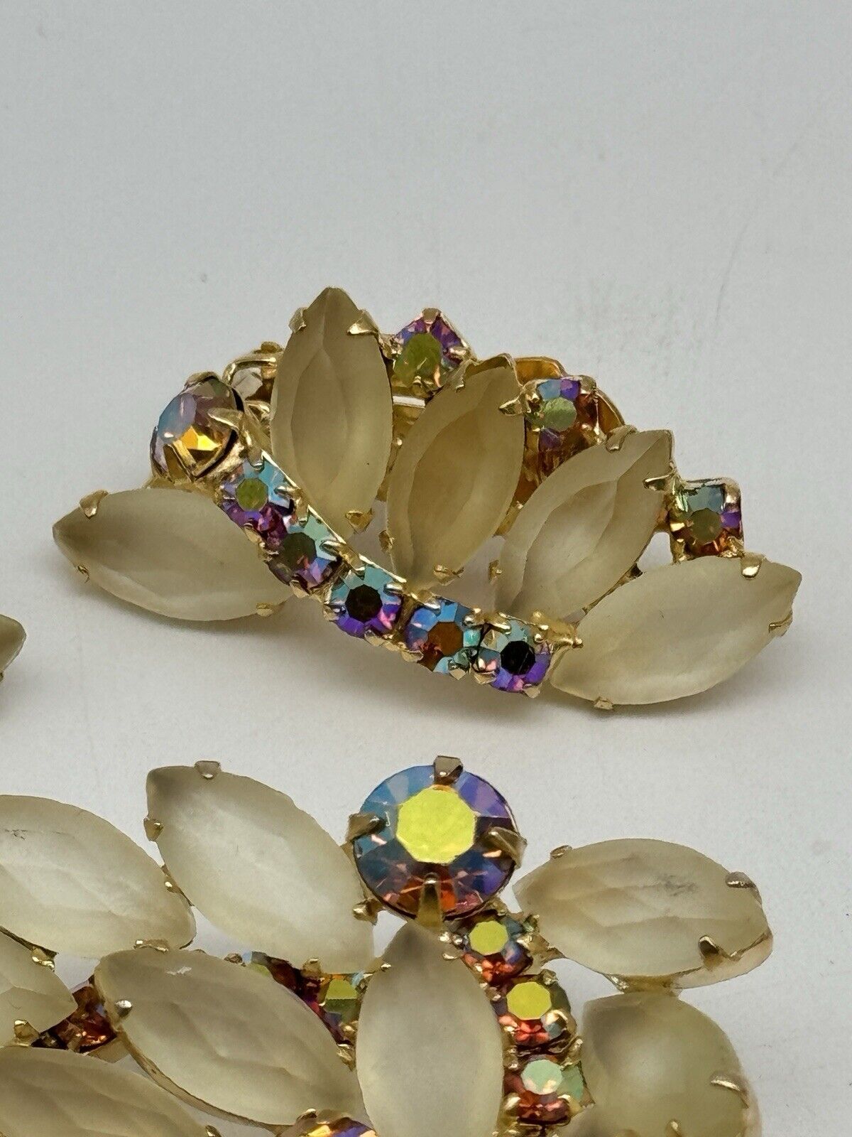 Vintage JULIANA Style Brooch + Earrings Frosted Faceted Rhinestones AB Accents