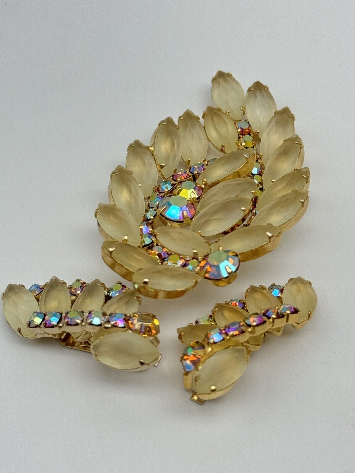 Vintage JULIANA Style Brooch + Earrings Frosted Faceted Rhinestones AB Accents