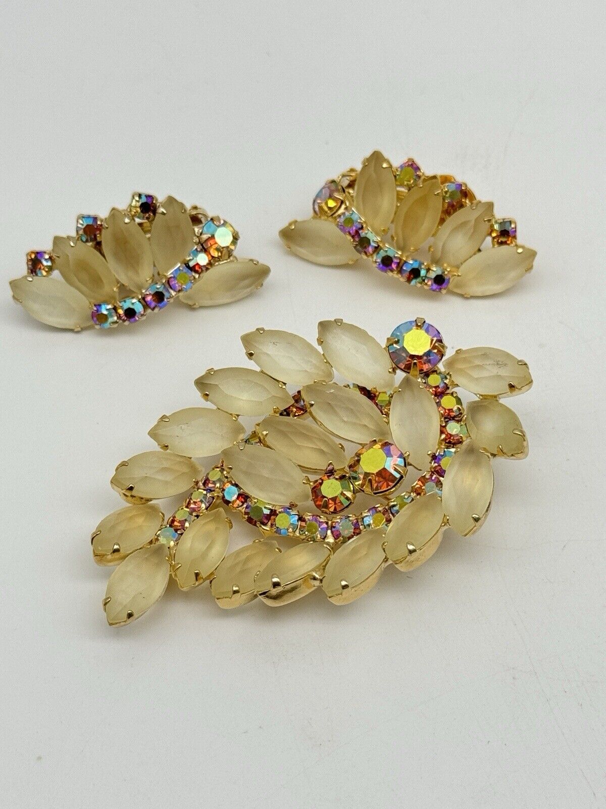 Vintage JULIANA Style Brooch + Earrings Frosted Faceted Rhinestones AB Accents