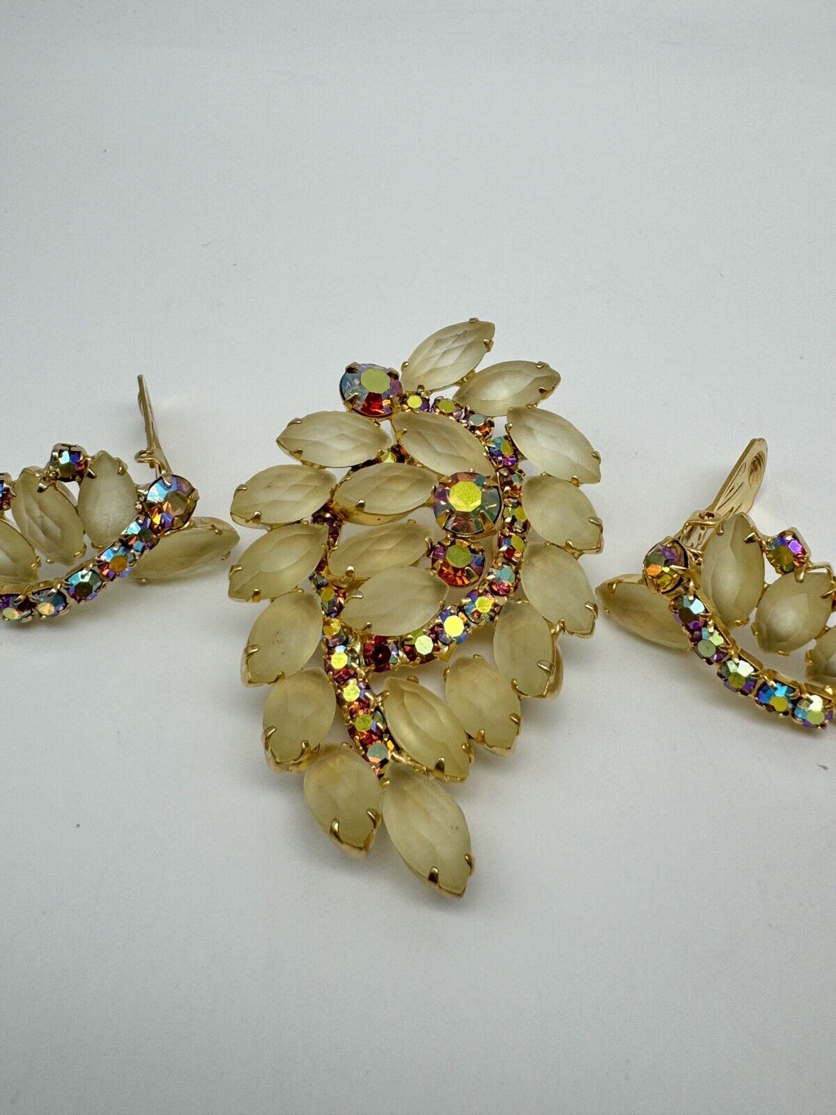 Vintage JULIANA Style Brooch + Earrings Frosted Faceted Rhinestones AB Accents