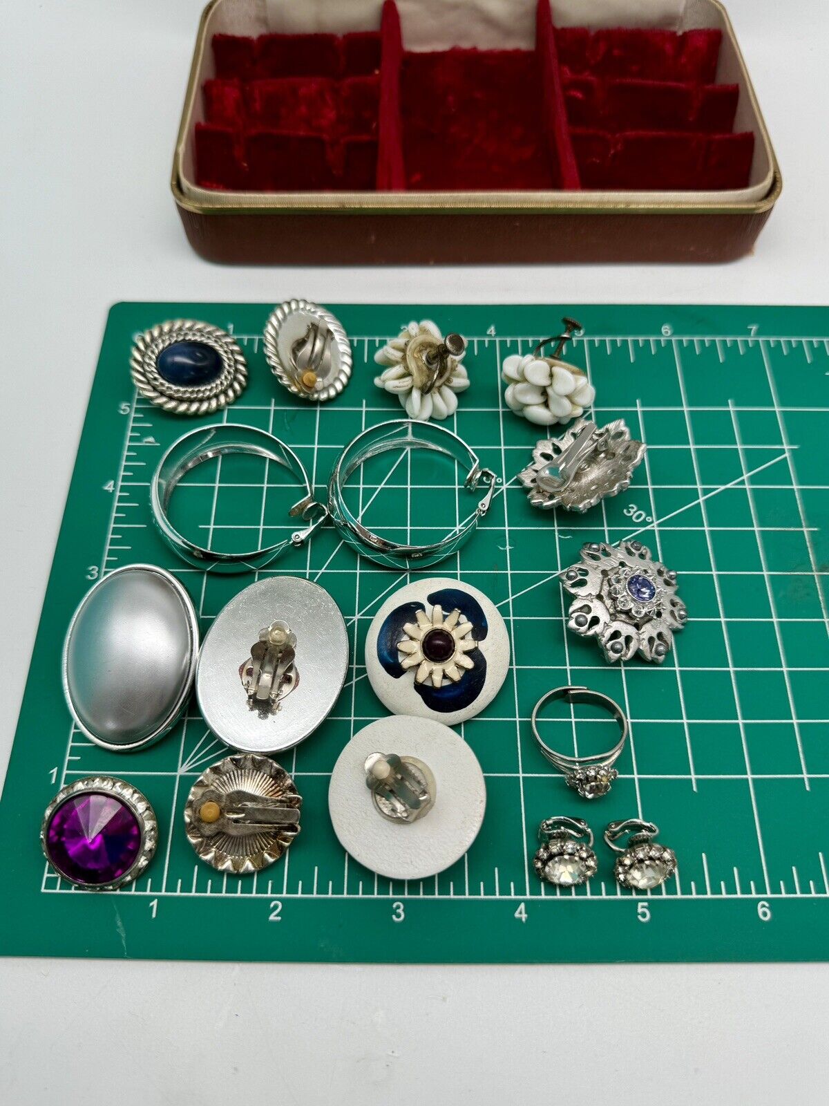 Vintage Lot Of 8 Clip-on Earrings In Old Jewelry Case