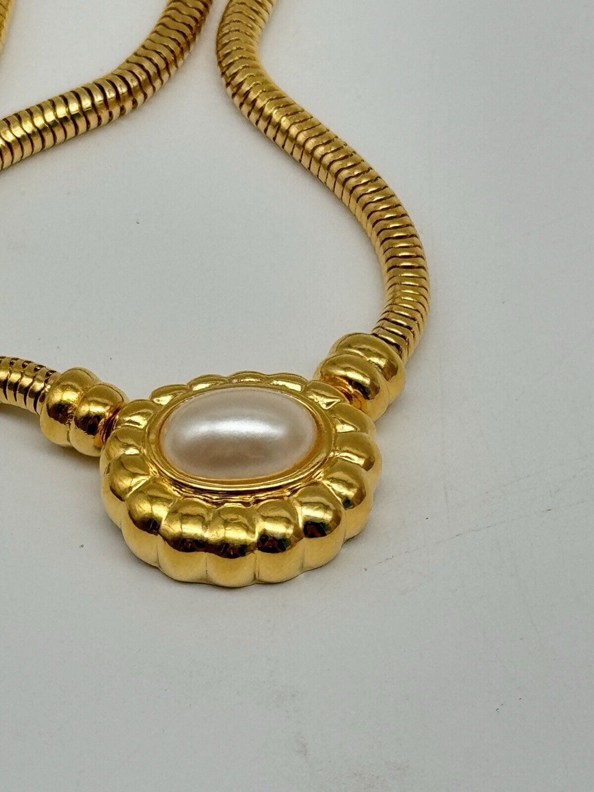 Vintage Joan Rivers SIGNED Snske Skin Goldtone Necklace With Faux Pearl Ca. 18”