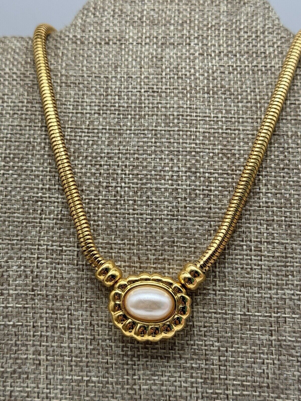 Vintage Joan Rivers SIGNED Snske Skin Goldtone Necklace With Faux Pearl Ca. 18”