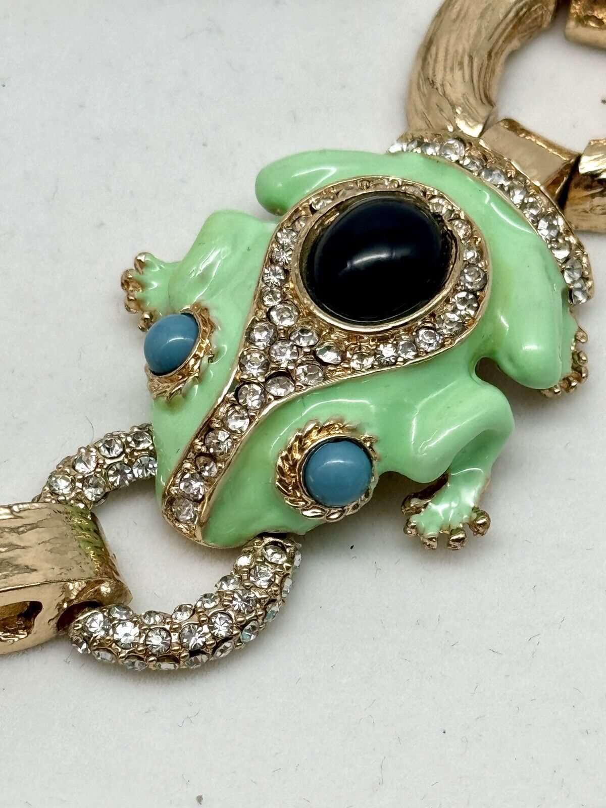 Vintage NWT Leslie Danzig Frog Necklace Goldtone Enameled Rhinestone Collar