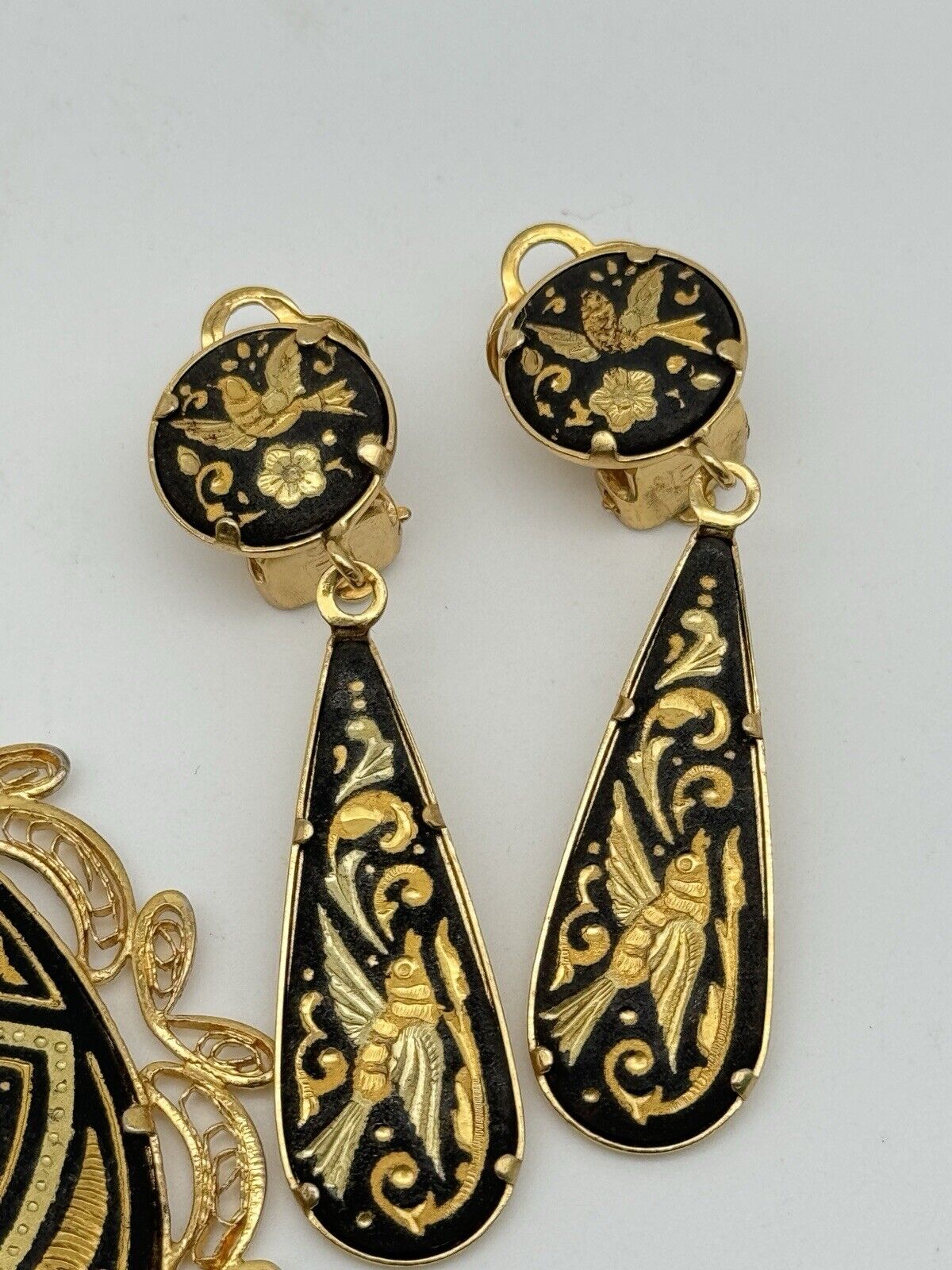 Vintage Damascene Jewelry Set Necklace Pendant Dangler Earrings