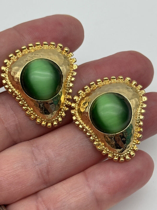 Vintage Earrings Goldtone Hammered Green Cat Eye Cabochon