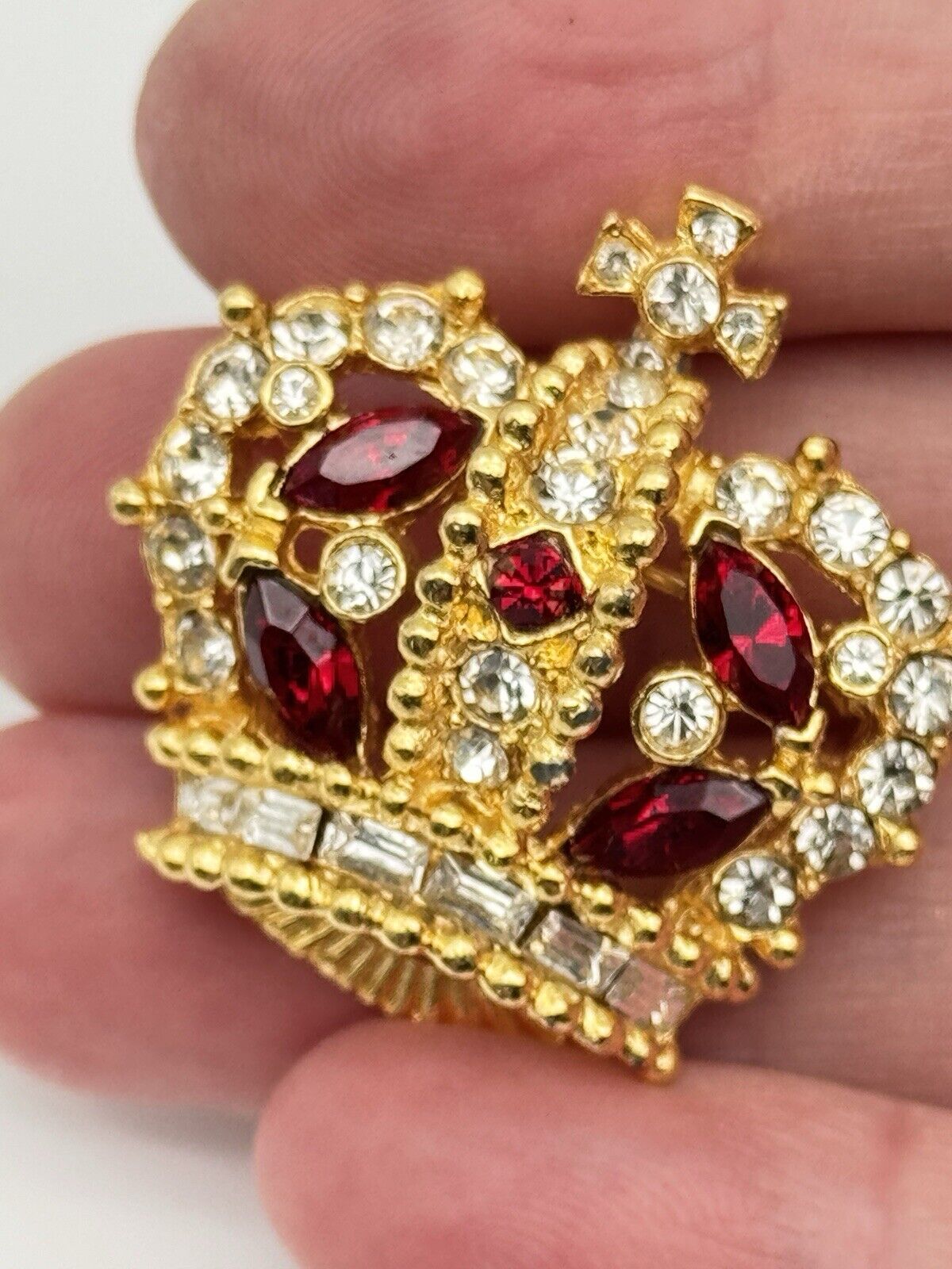 SIGNED Bellini Vintage Crown Ruby Red  & Clear Rhinestone Brooch