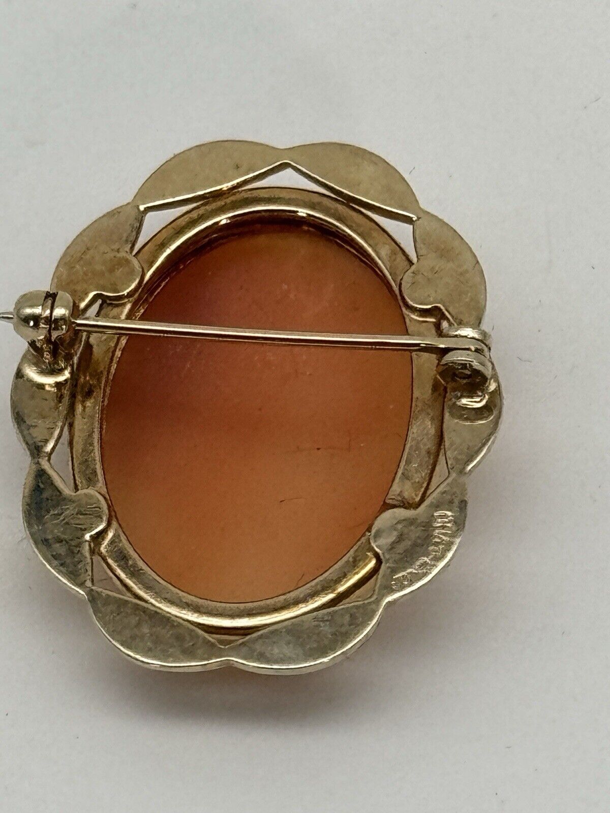 Vintage Left Facing Carved She’ll Cameo Brooch 12kt GF ESTATE FIND