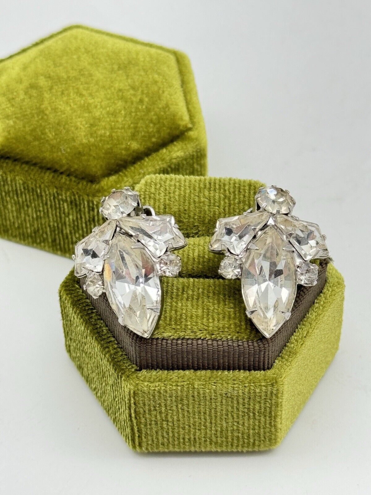 Vintage Earrings Clear Rhinestone SIGNED WEISS Clip-on