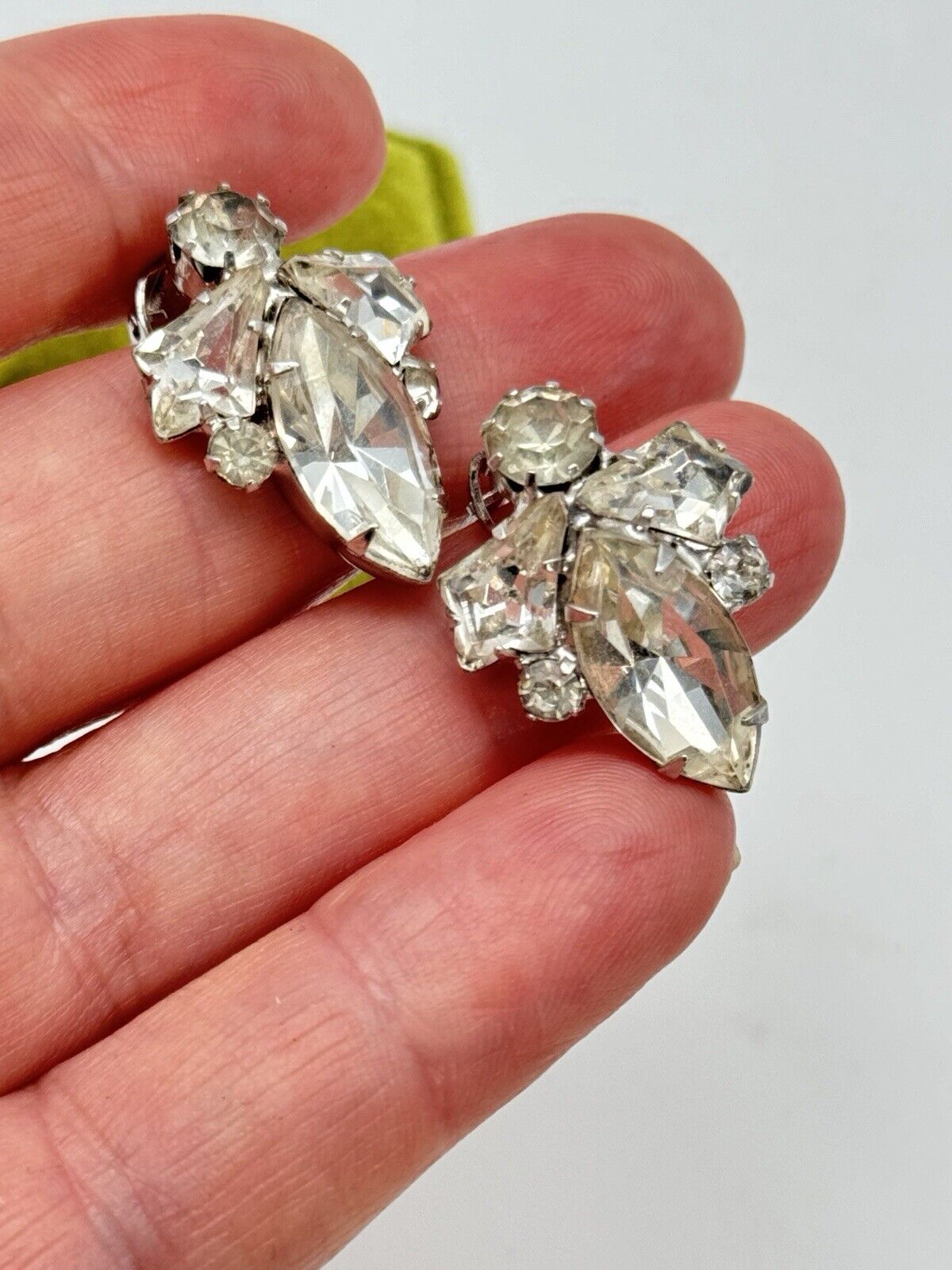 Vintage Earrings Clear Rhinestone SIGNED WEISS Clip-on