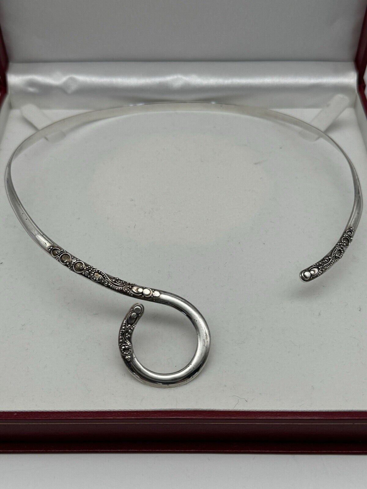 SARDA Sterling Silver Collar Choker Bali Swirl Graduated S Hook Necklace