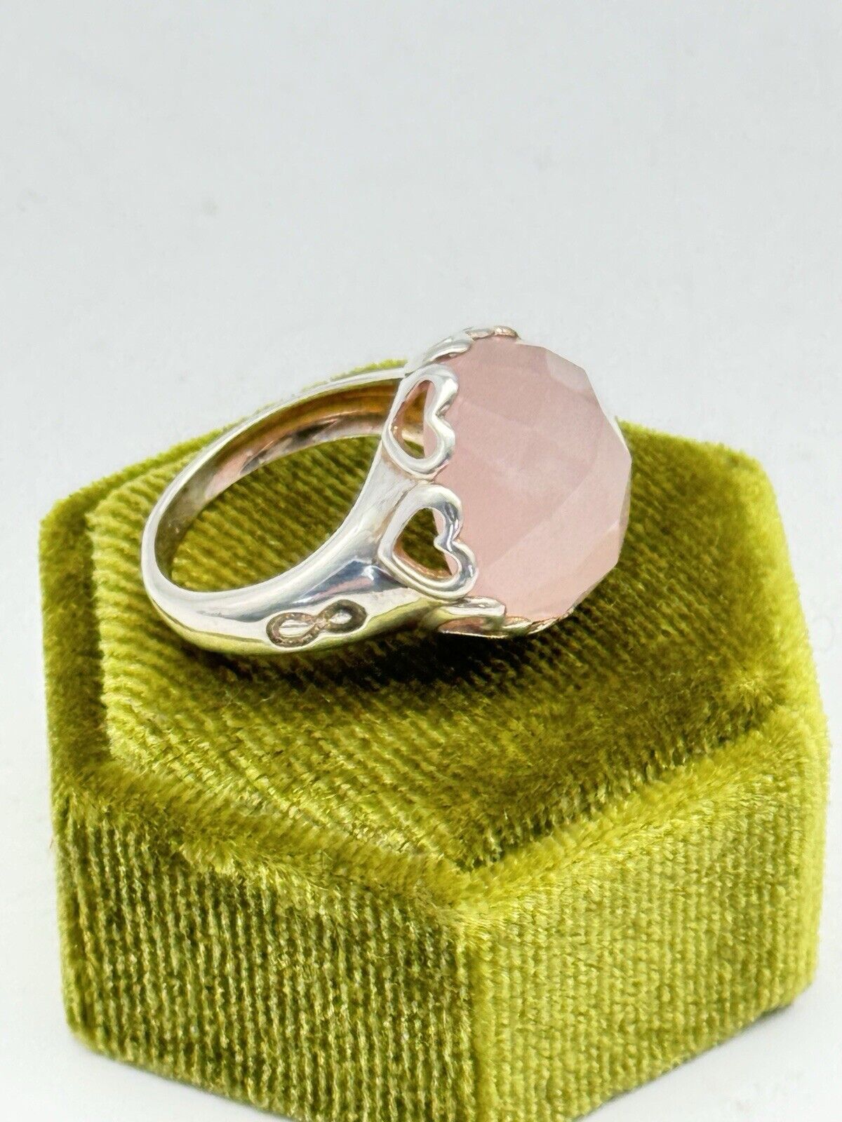 Sterling Silver Rose Quartz Faceted Ring 6.75” Heart Motif Estate Find