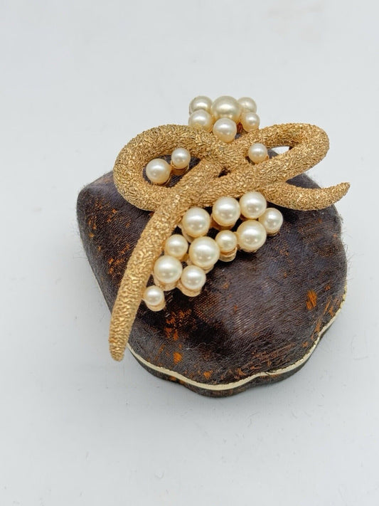 Vintage Crown Trifari Brooch Textured Now Faux Pearls 3.25” Statement Piece