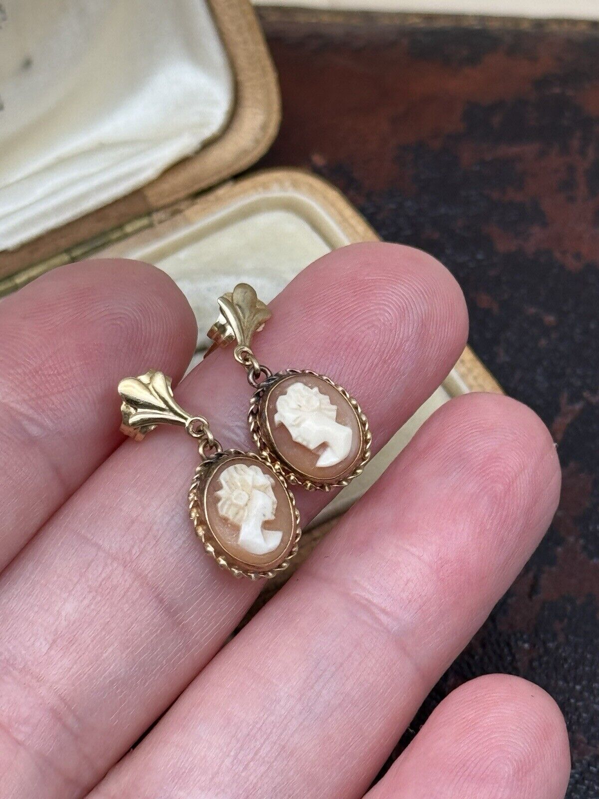 Vintage Goldtone Cameo Drop Earrings Post