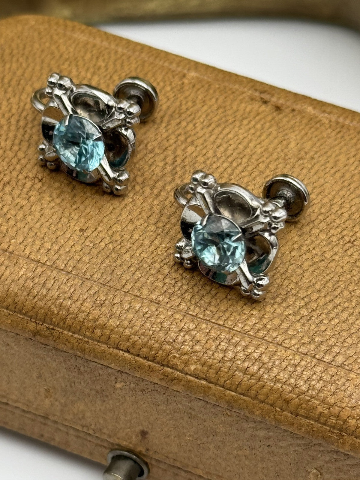 Vintage Sterling Silver Screw Back Earrings Blue Rhinestone