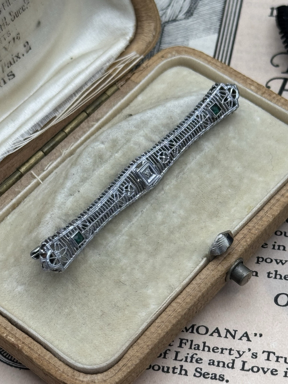 Antique 10k Gold Brooch Hallmarked Art Deco Filigree Diamond & Emerald