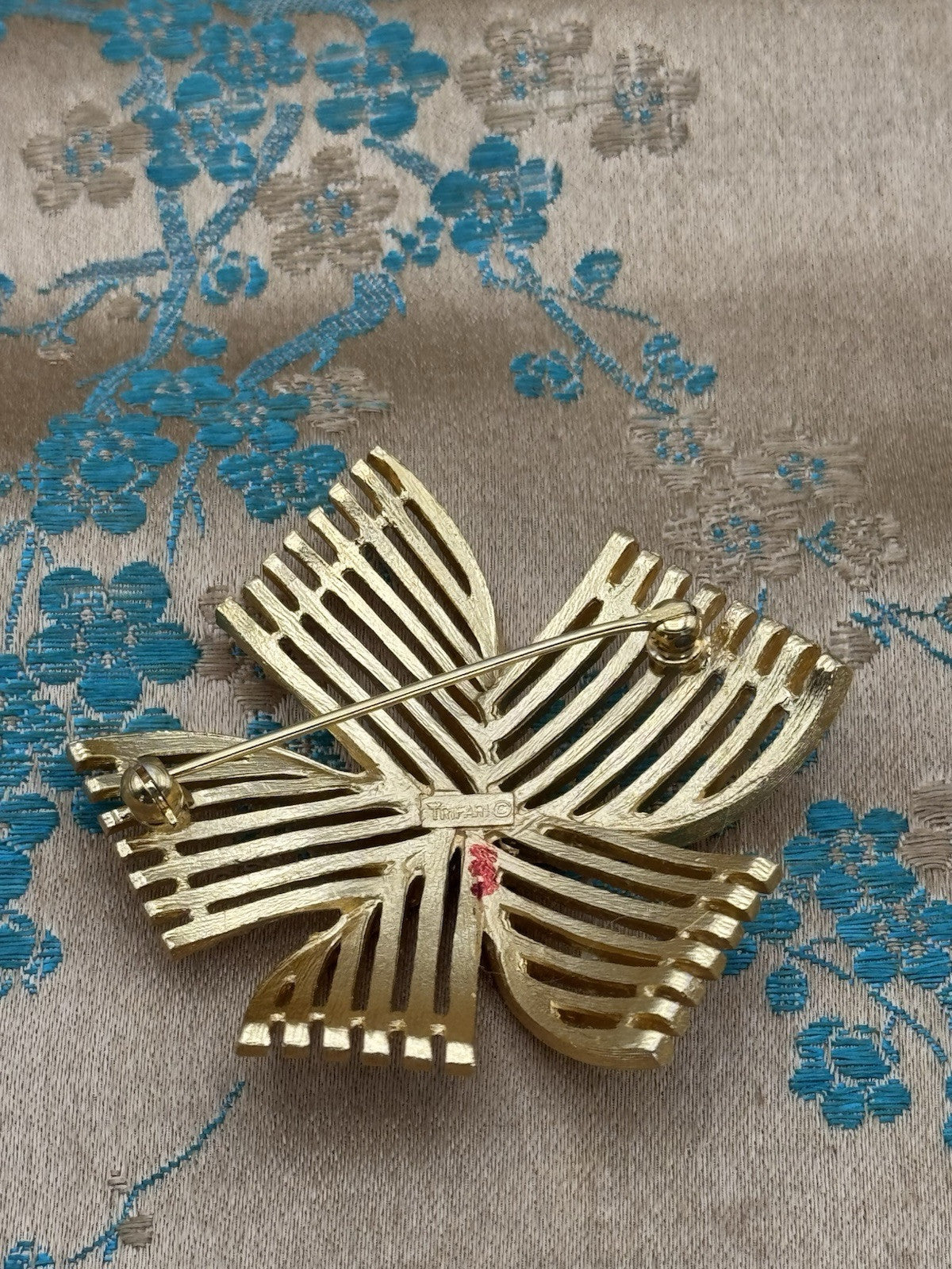 Vintage TRIFARI Goldtone Brooch Fan Design ESTATE FIND