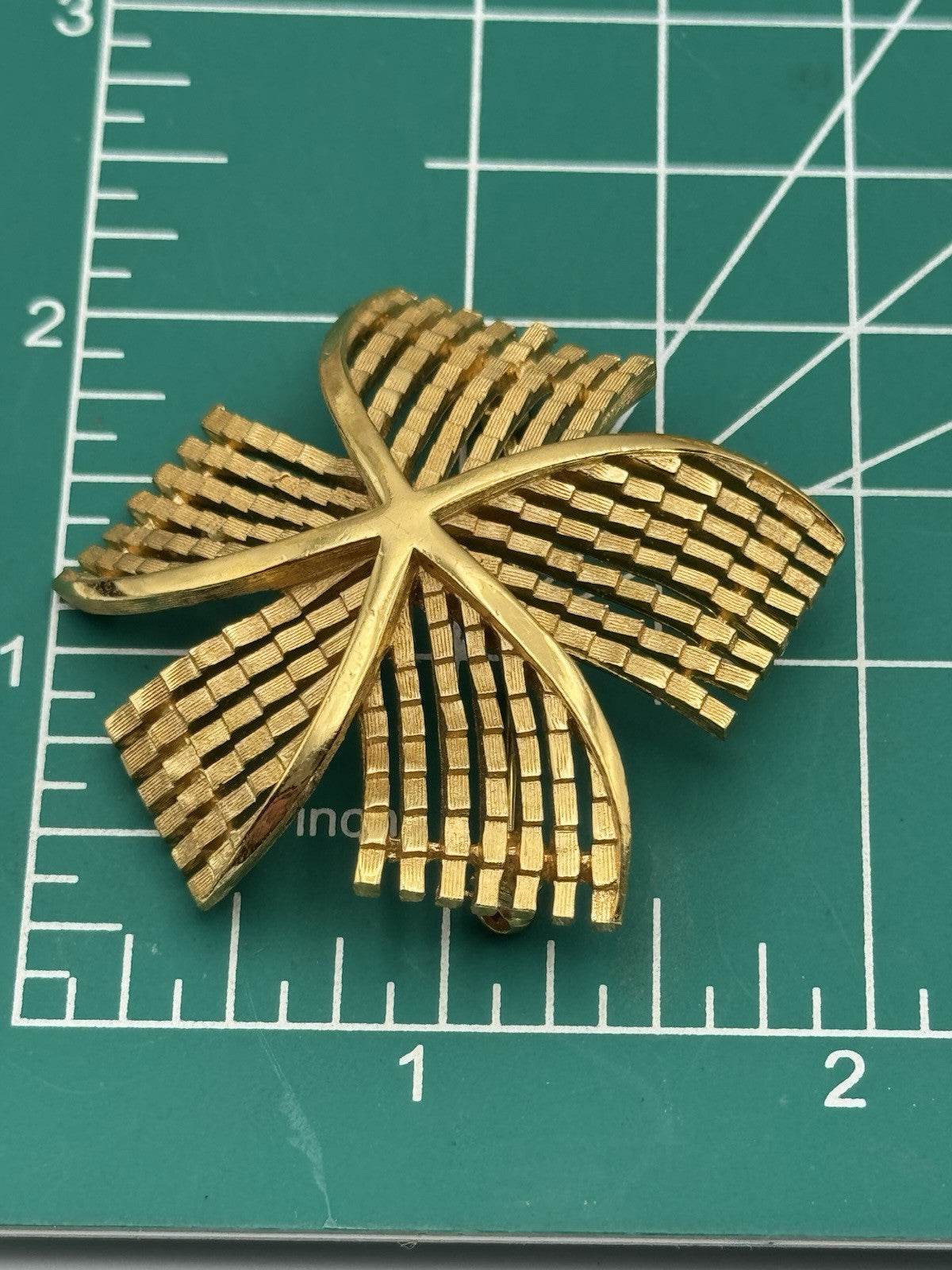 Vintage TRIFARI Goldtone Brooch Fan Design ESTATE FIND