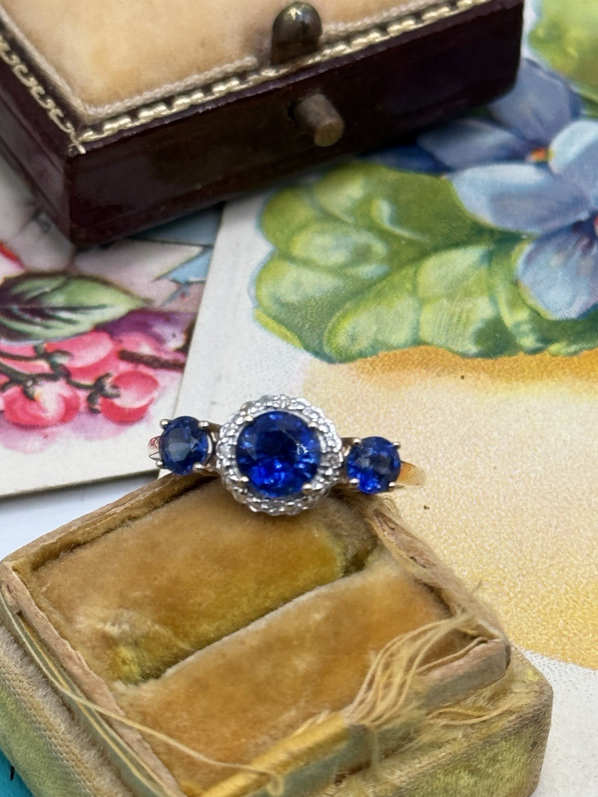 10k GOLD Blue Stone Ring ESTATE FIND Size 6.5