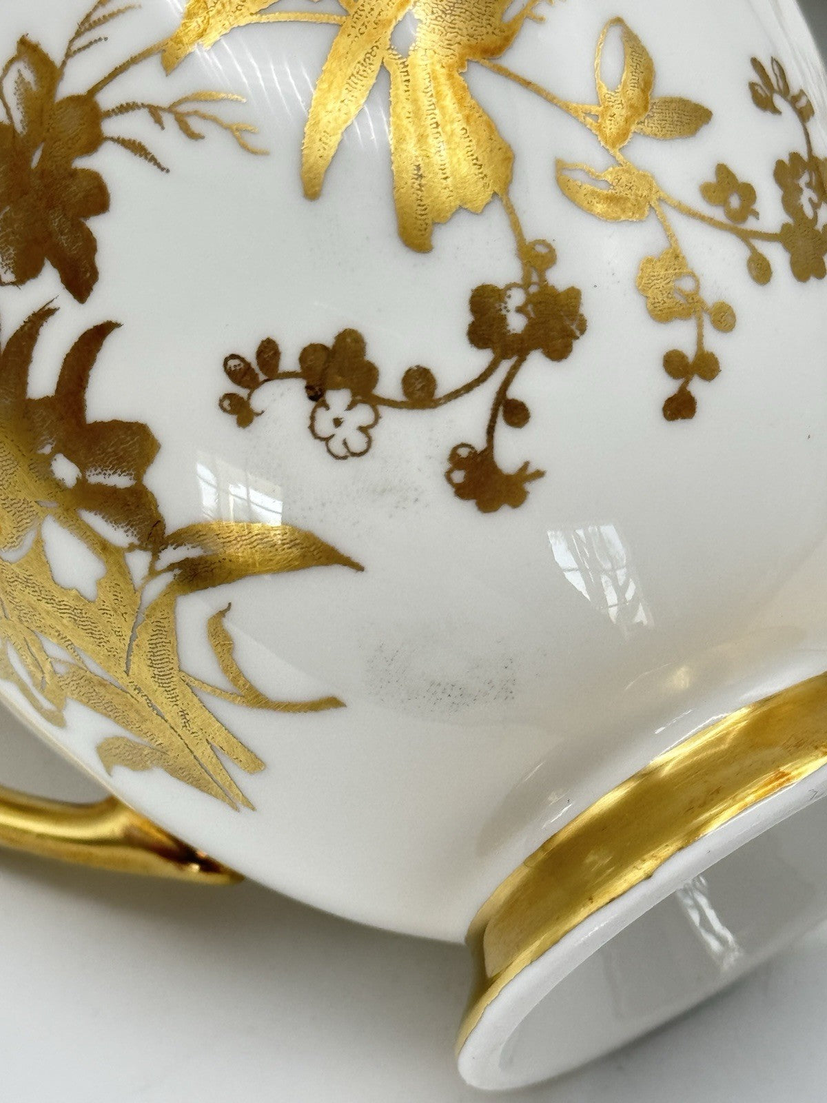 2 Cups & Saucers Coalport Birds Gold Scalloped Design ESTATE FIND