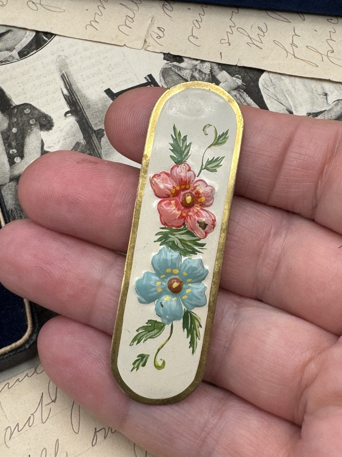 Vintage Hand Painted Barette Hair Clip Gold-plated  Crown Inc