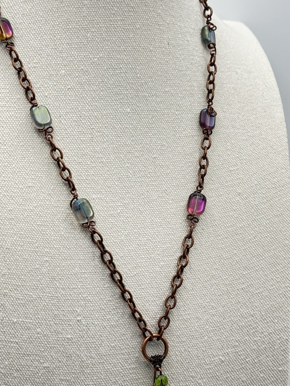 Costume Necklace Coppertone  23” Mixed Media Beads Pendant