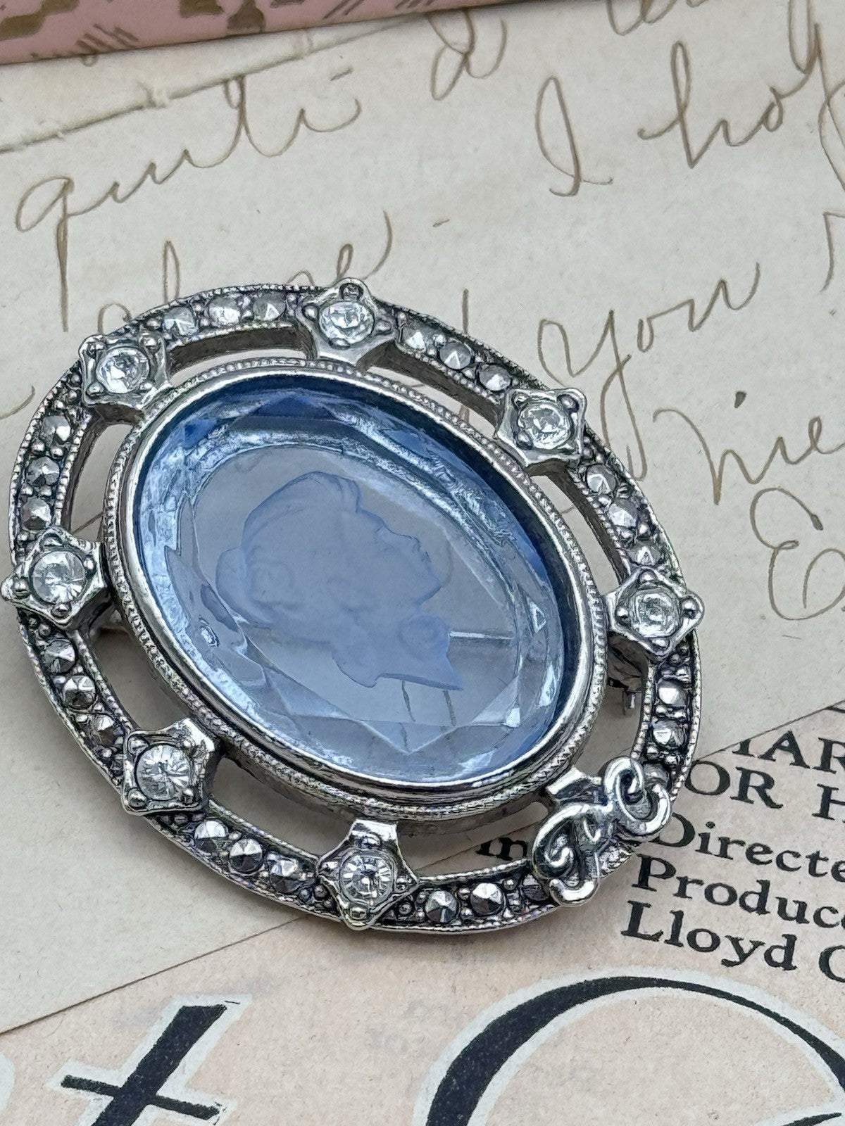 Vintage Blue Glass Intaglio Brooch Avon 1988-89 Presidents Recognition Program
