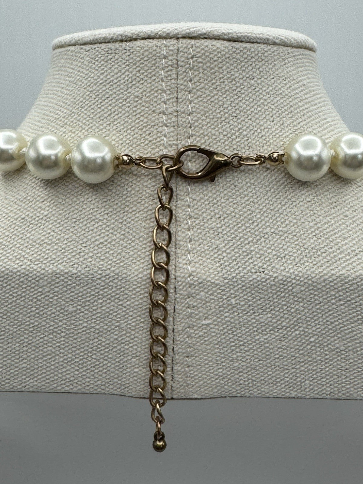 Vintage Faux Pearl Necklace 28”l