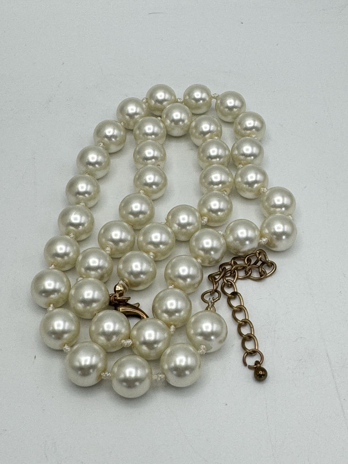 Vintage Faux Pearl Necklace 28”l