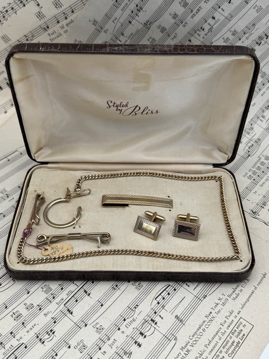 Vintage Gentlemen Case Goldtone Watch Chain Cufflinks Tie Bar Collar Stays Case