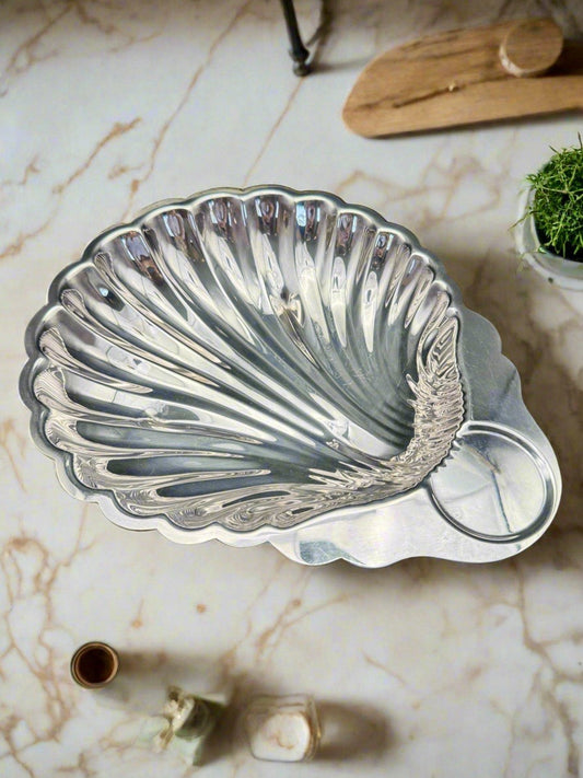 Large Silverplate Shell Serving Bowl FB Rogers ESTATE FIND