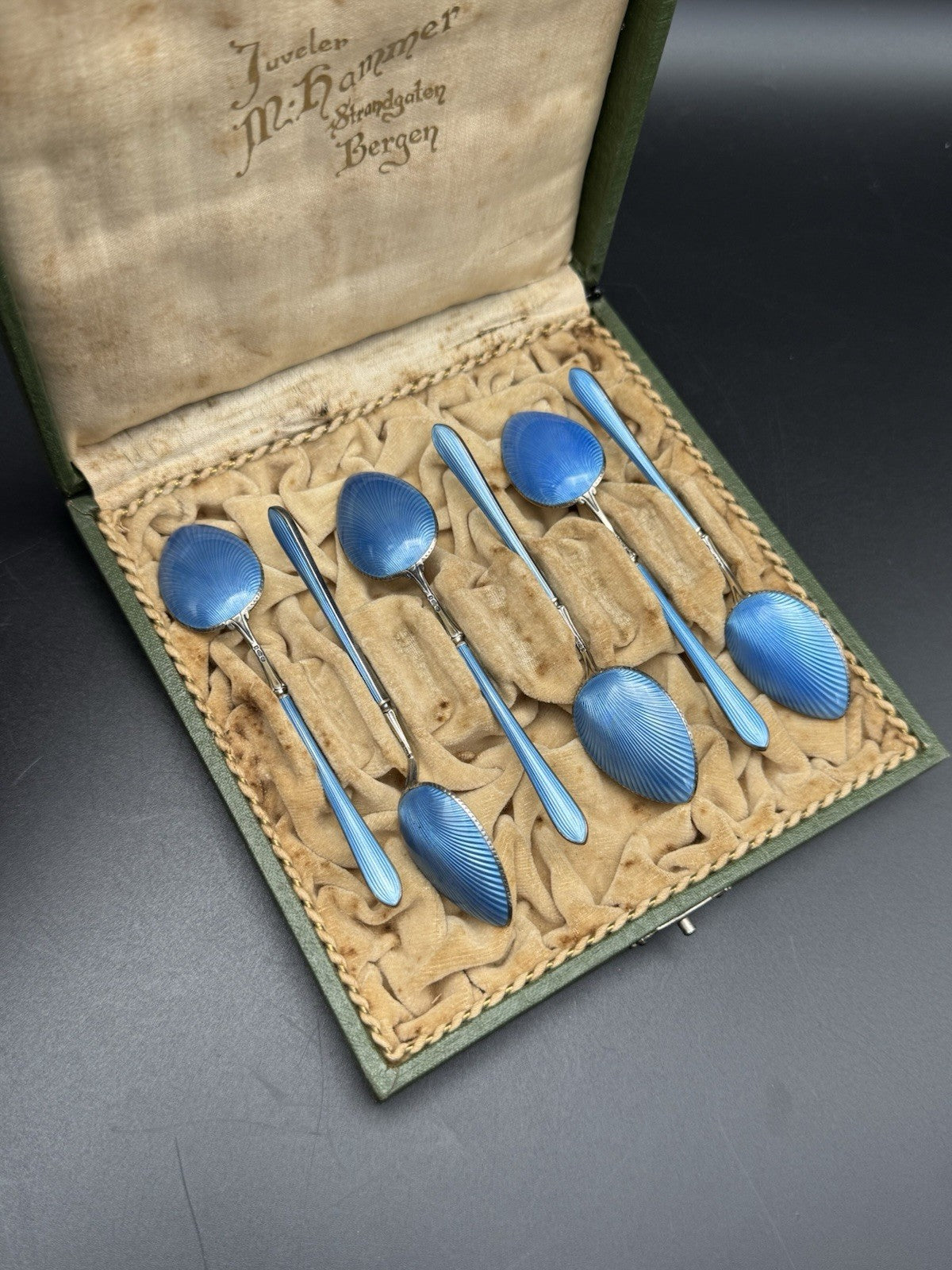 6 Edwardian STYLE  BLUE Guilloche Sterling Silver Demitasse Spoons w/ Box