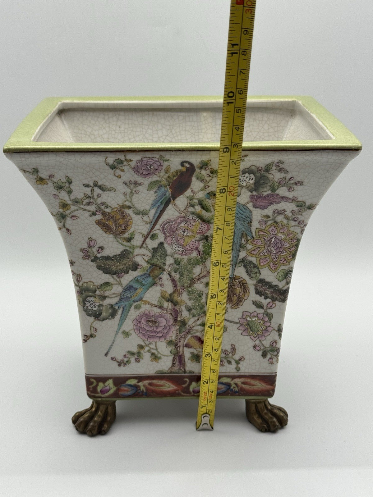 Vintage Chachepot Footed Chinese Famille Rose ESTATE FIND