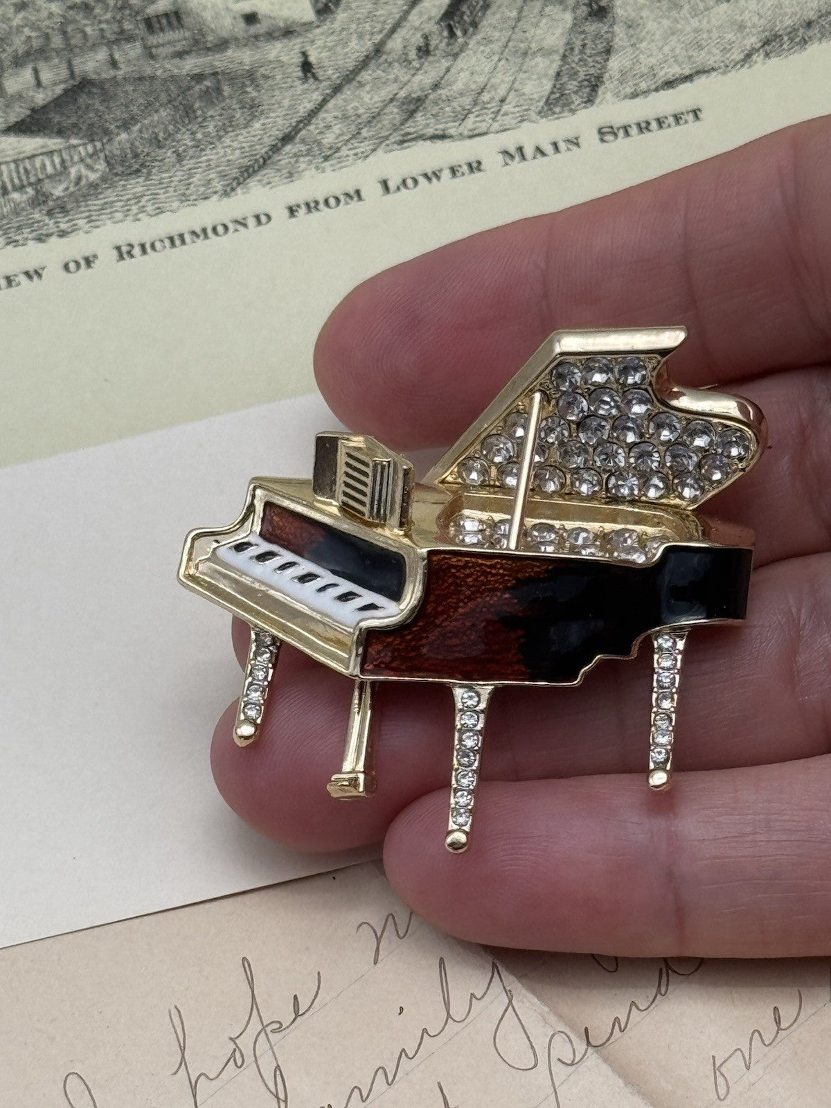 Vintage NAPIER Grand Piano Brooch Rhinestone Enamel