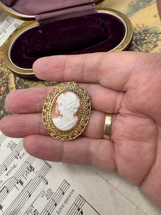 Vintage Cameo Brooch/Pendant Carved Cameo Left Facing Signed KL Gold-Plated STERLING