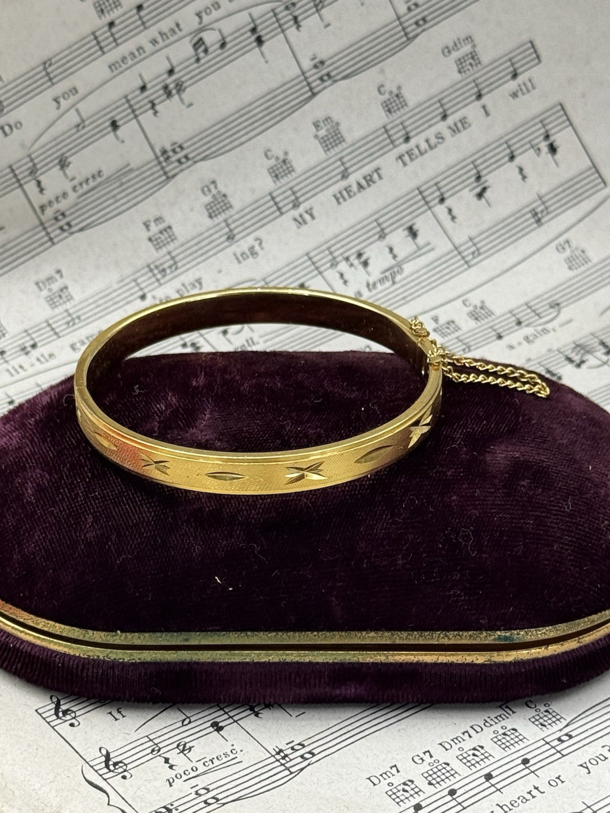 Vintage Goldtone Hinged Bangle Bracelet Geometric Design 7”+ SAFETY