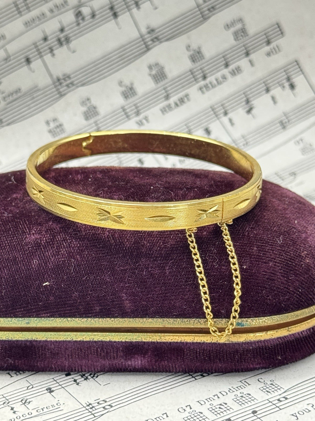 Vintage Goldtone Hinged Bangle Bracelet Geometric Design 7”+ SAFETY