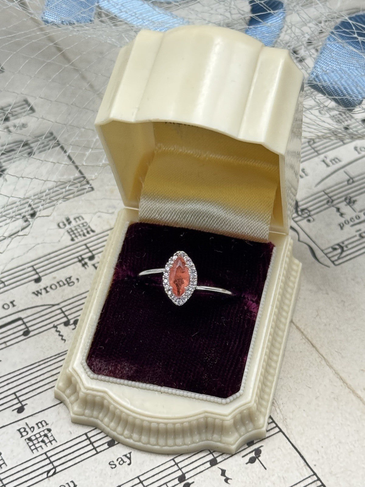 VINTAGE WARNER JC CO BUFFALO NY BAMS JEWELERS RICHMOND VA BOX ART DECO CREAM