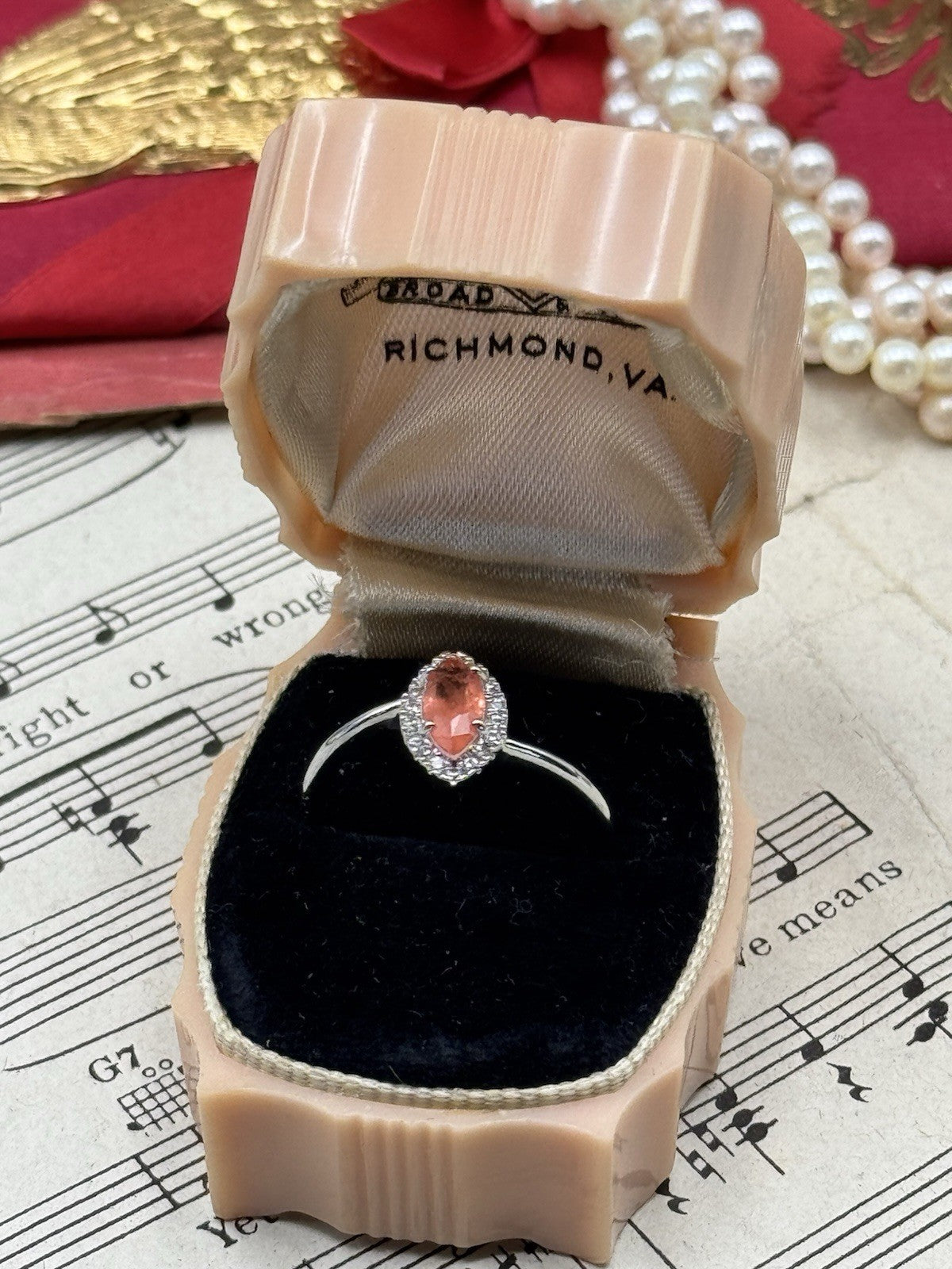 VINTAGE Art Deco Ring Box Morton’s Jewelry Co. Richmond VA - PALE PINK
