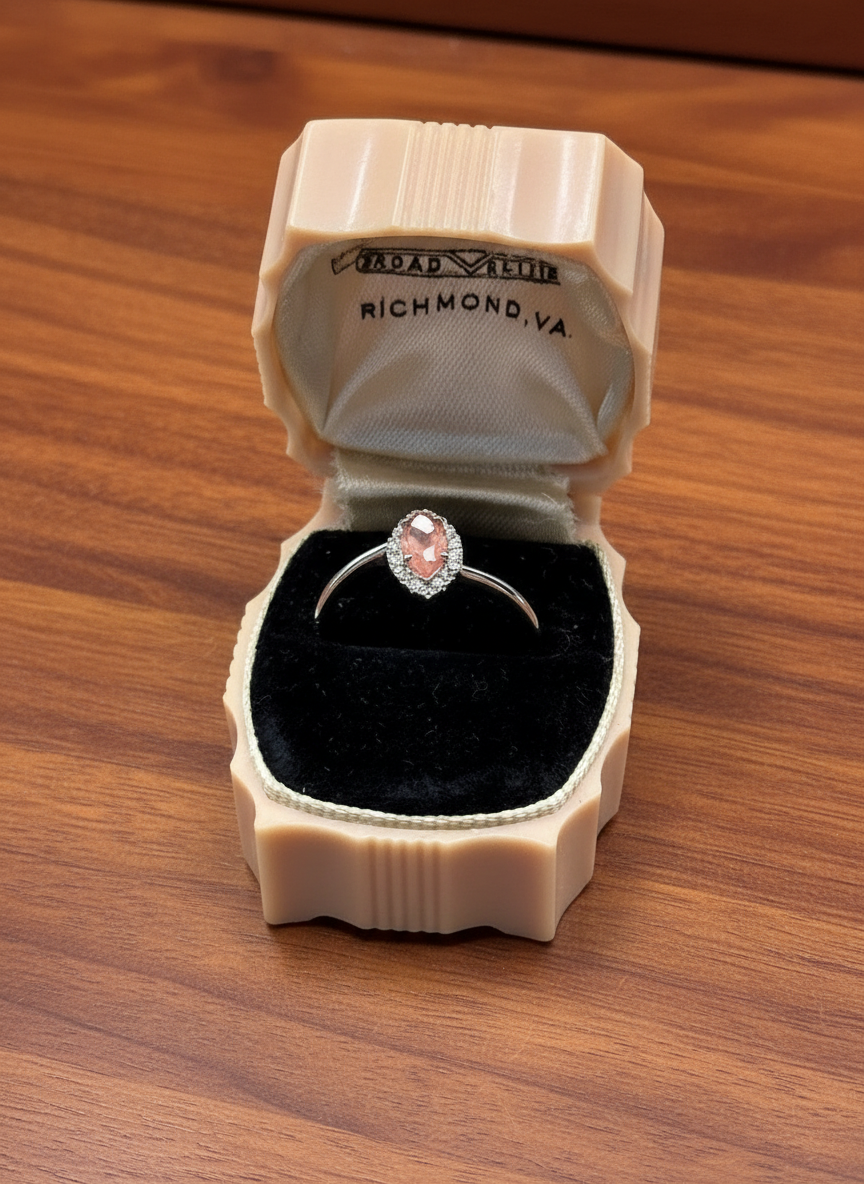 VINTAGE Art Deco Ring Box Morton’s Jewelry Co. Richmond VA - PALE PINK