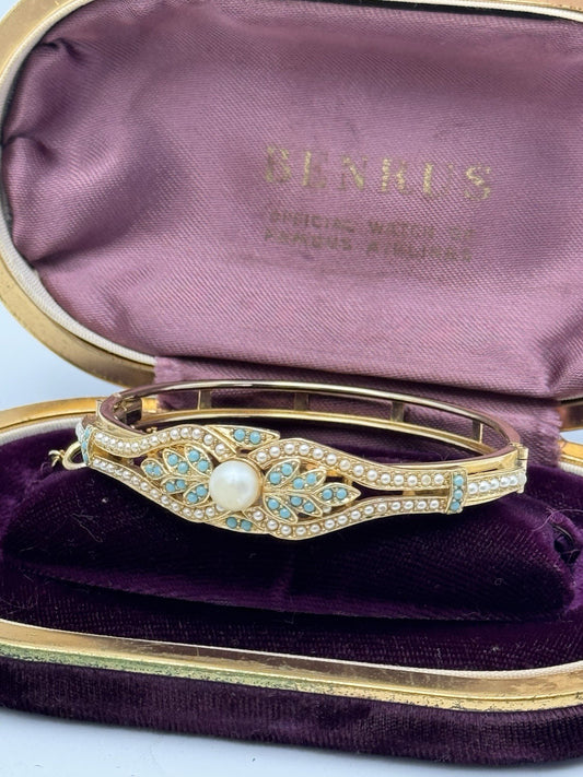 Vintage ANTIQUE STYLE Goldtone Bangle Bracelet Faux Pearls & Faux Turquoise 6.5”