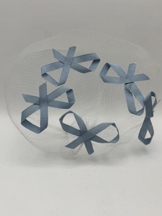 1960s Glamour Veil Powder Blue Bows Ca.10”
