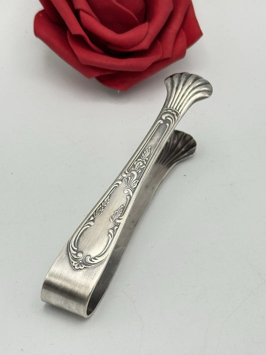Vintage Silverplate Sugar Tongs Scroll Shell Motif 4”l