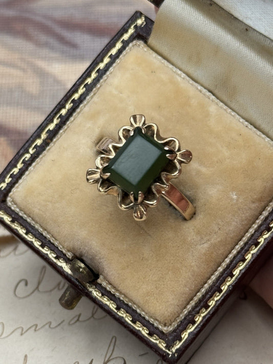 Vintage 14k Rose Gold Ring w/ Large Green Stone Size 6.25 ESTATE FIND