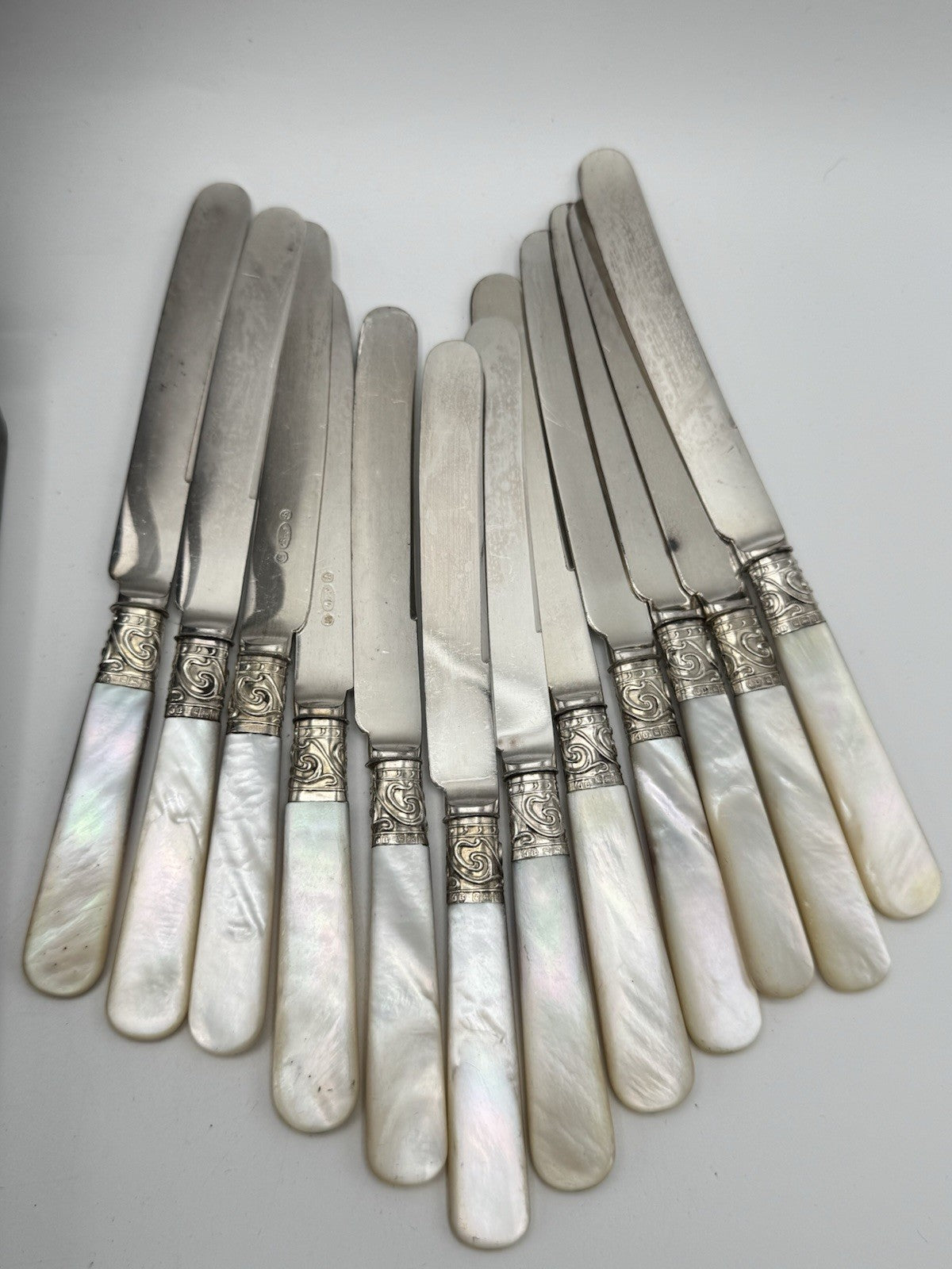 24 Pc Antique Mother of Pearl Dessert Set Sterling Ferrule Sheffield 1902 BOX
